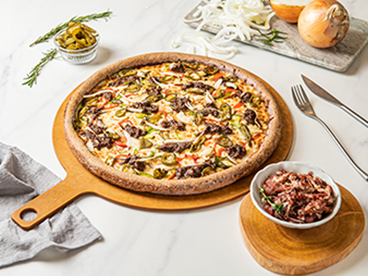 Wangneung Spicy Bulgogi Pizza